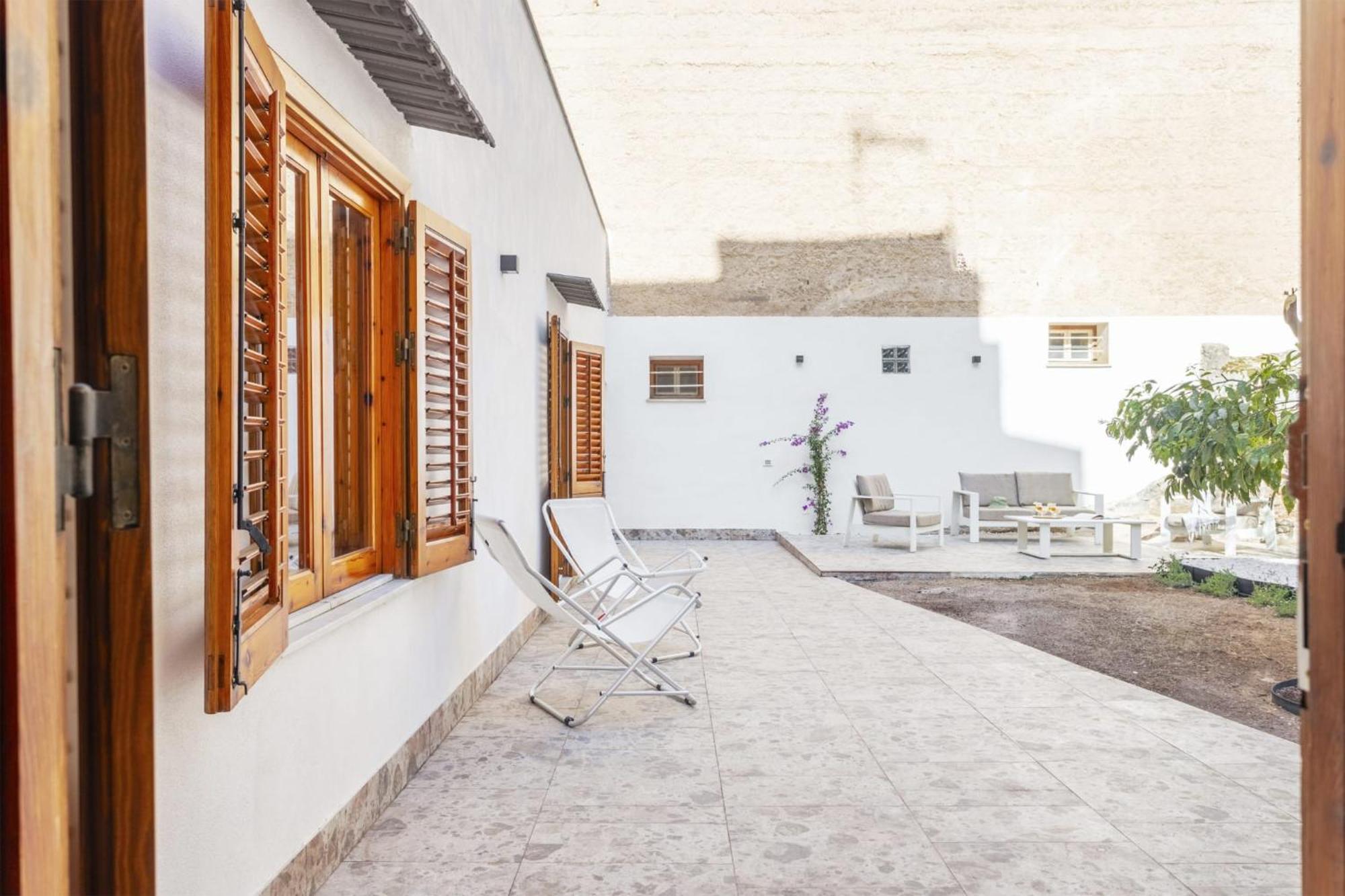 Holiday home Travel - Arenella Holidays Palermo