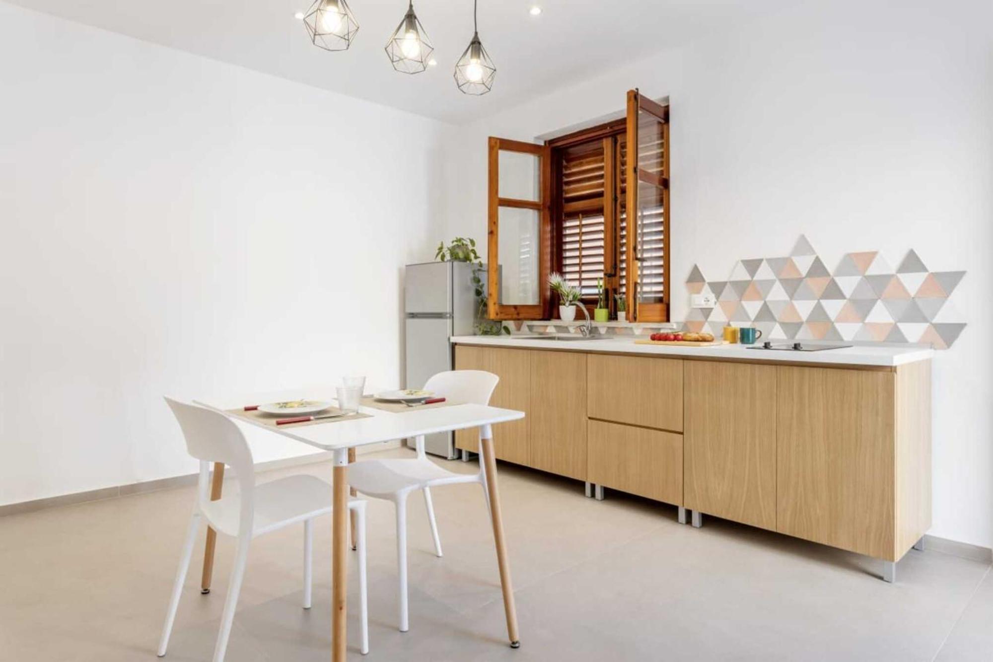 Holiday home Travel - Arenella Holidays *