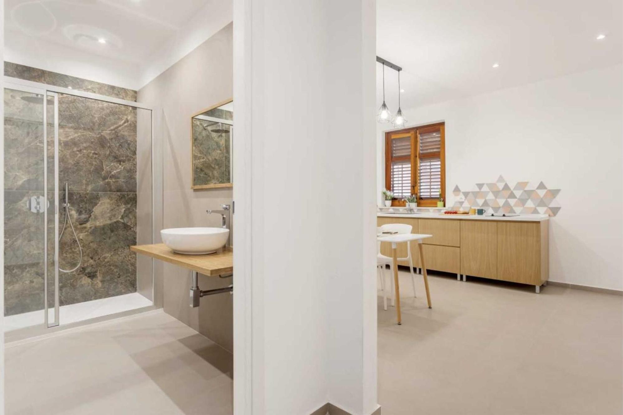 Holiday home Travel - Arenella Holidays *