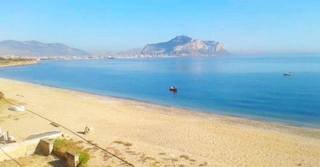 Rosalinda House Di Fronte Al Mare Di Appartamento Palermo