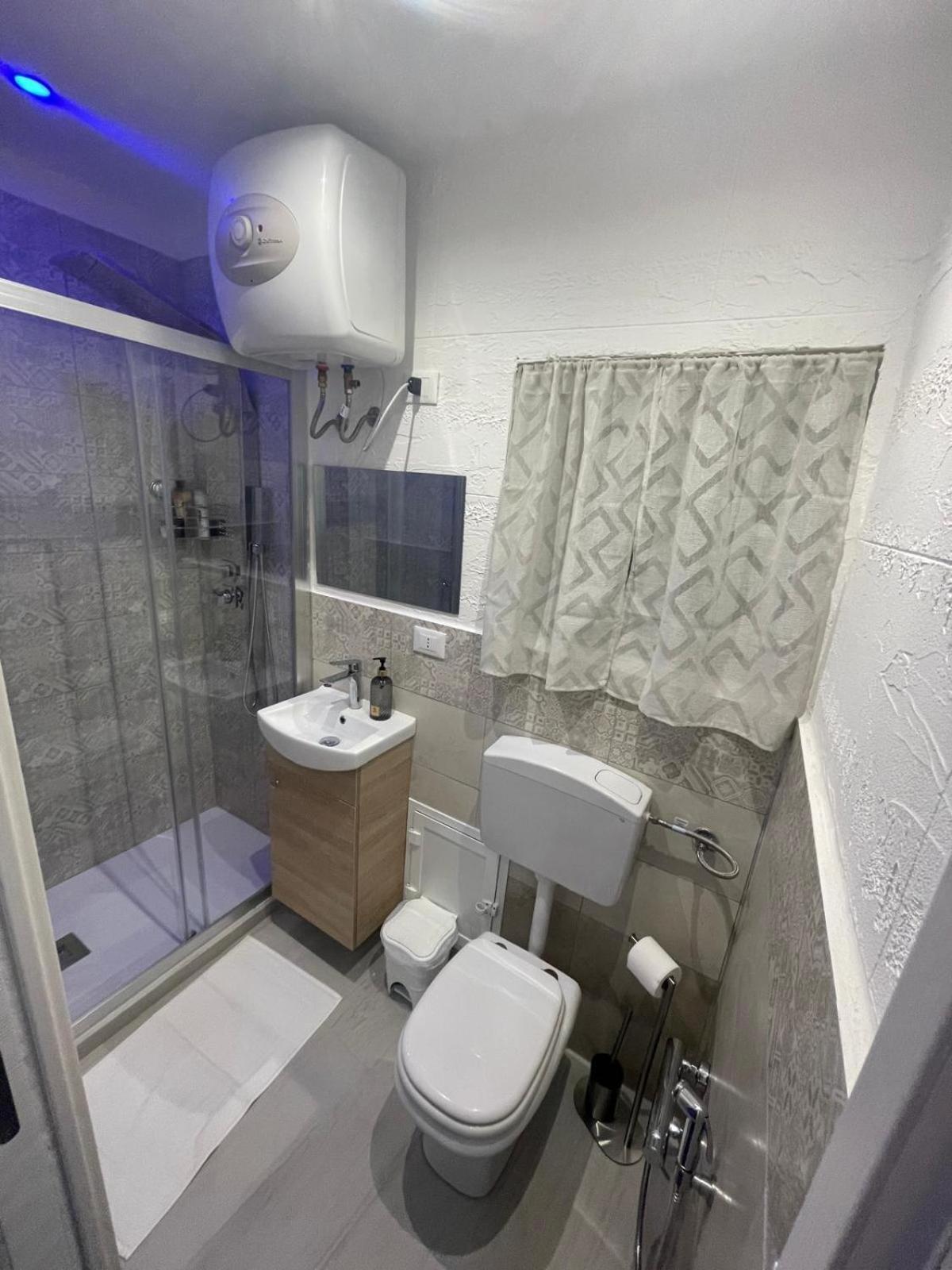 La Casetta Di Lussy Apartment