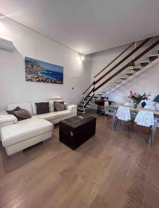 Villa Marea Mondello Palermo