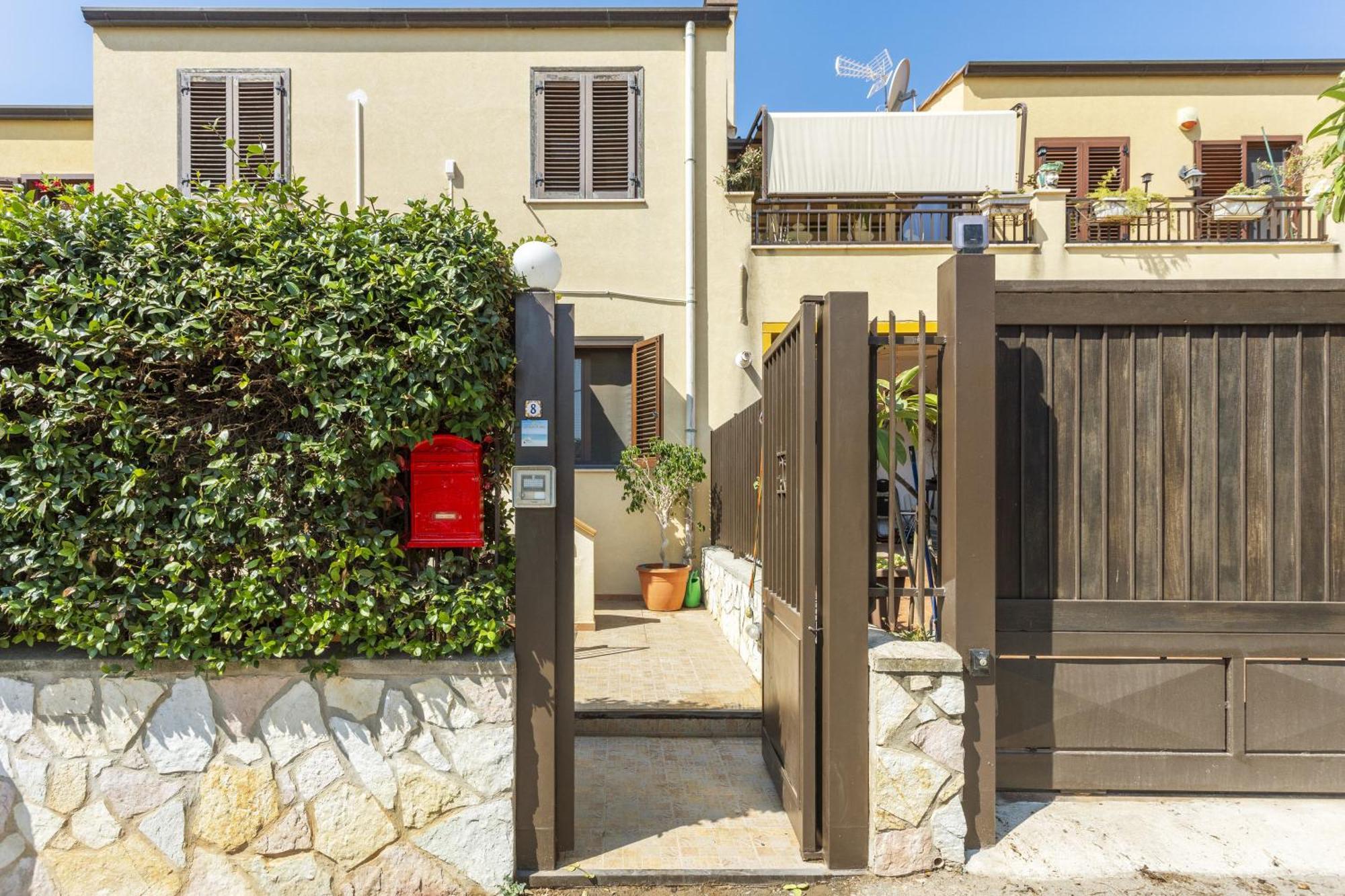 La Casa Di Alina Mondello *