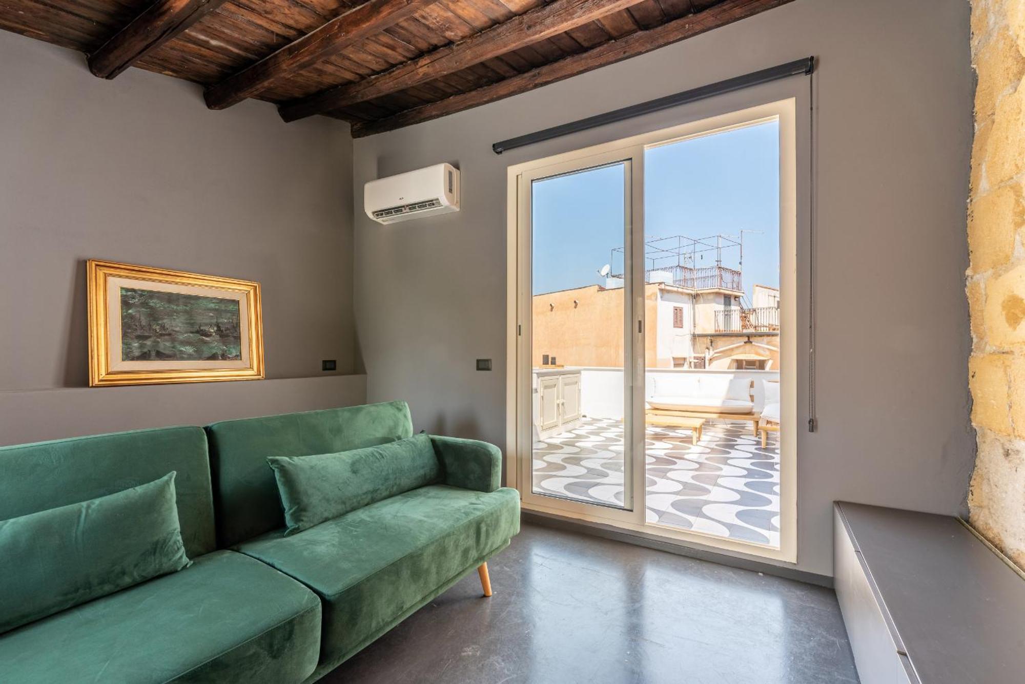 Grey House In Zisa By Wonderful Italy *