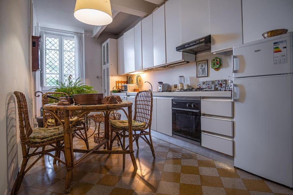 3 Bedrooms Historic Center Palermo