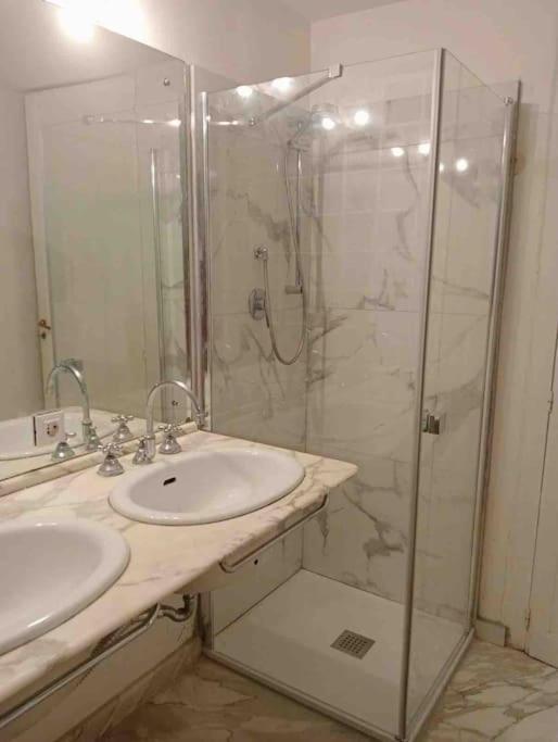 3 Bedrooms Historic Center Palermo