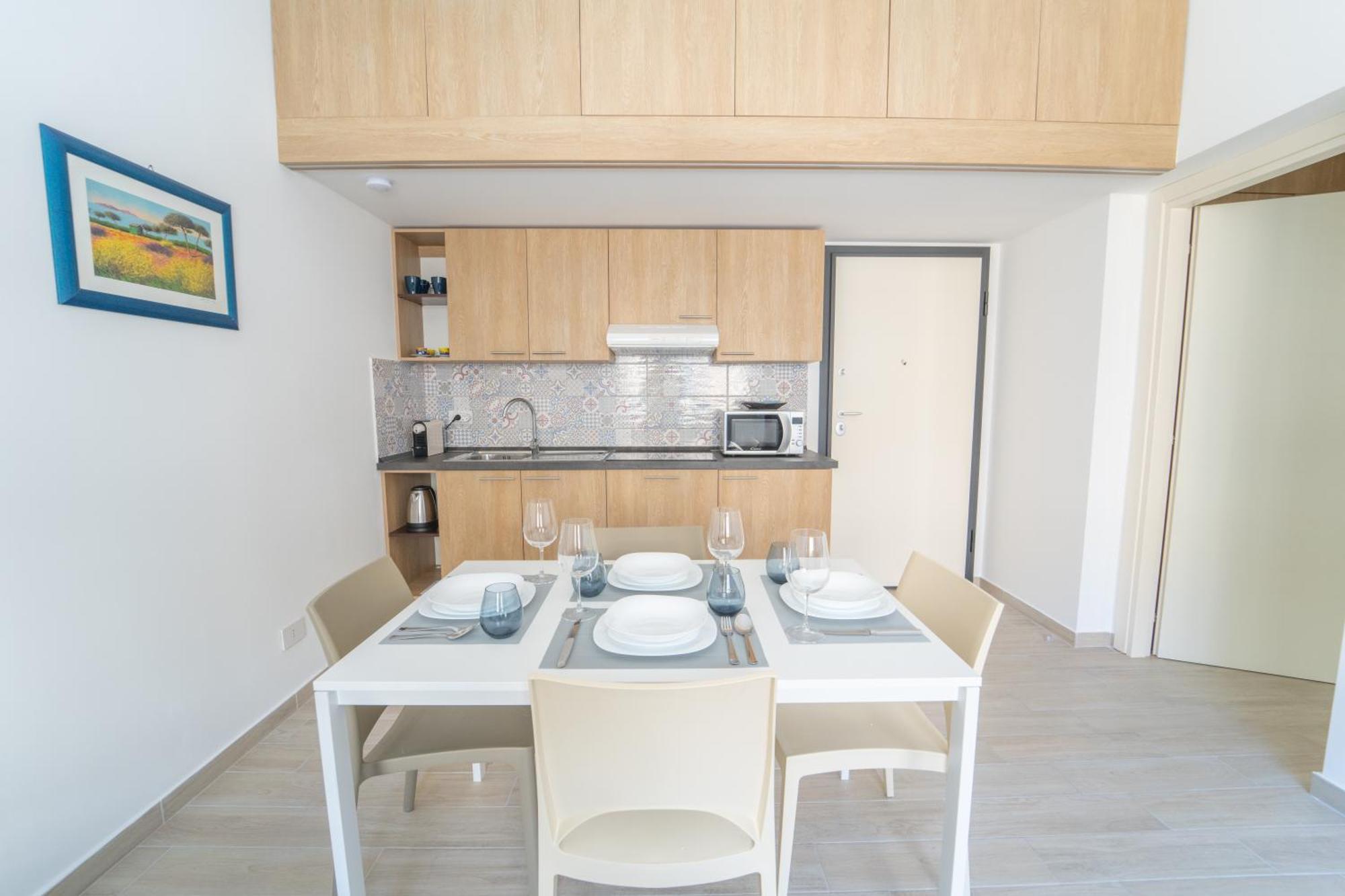 Station 24 Apartment *