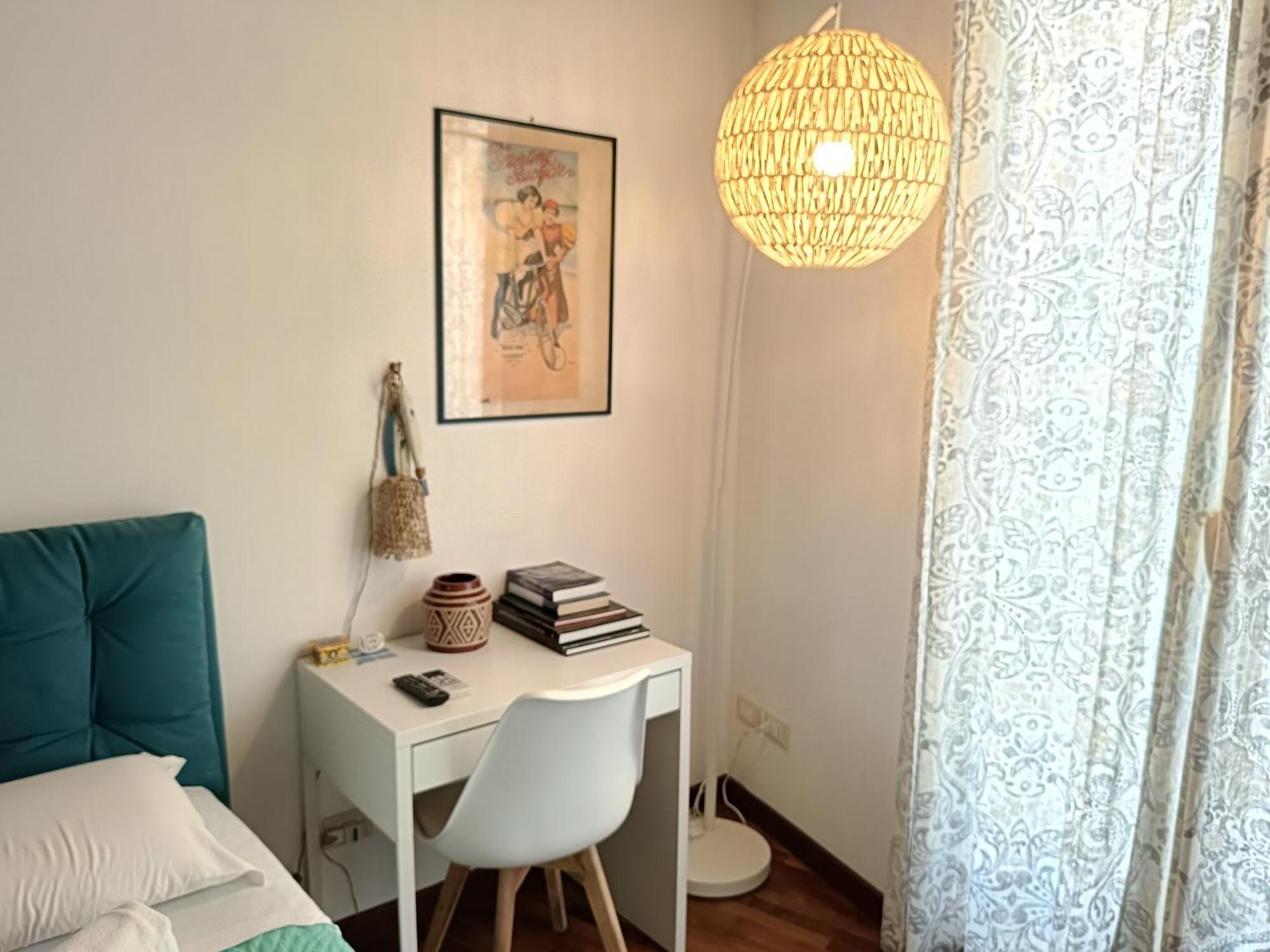 We # Are Ai Cassarelli Apartment *