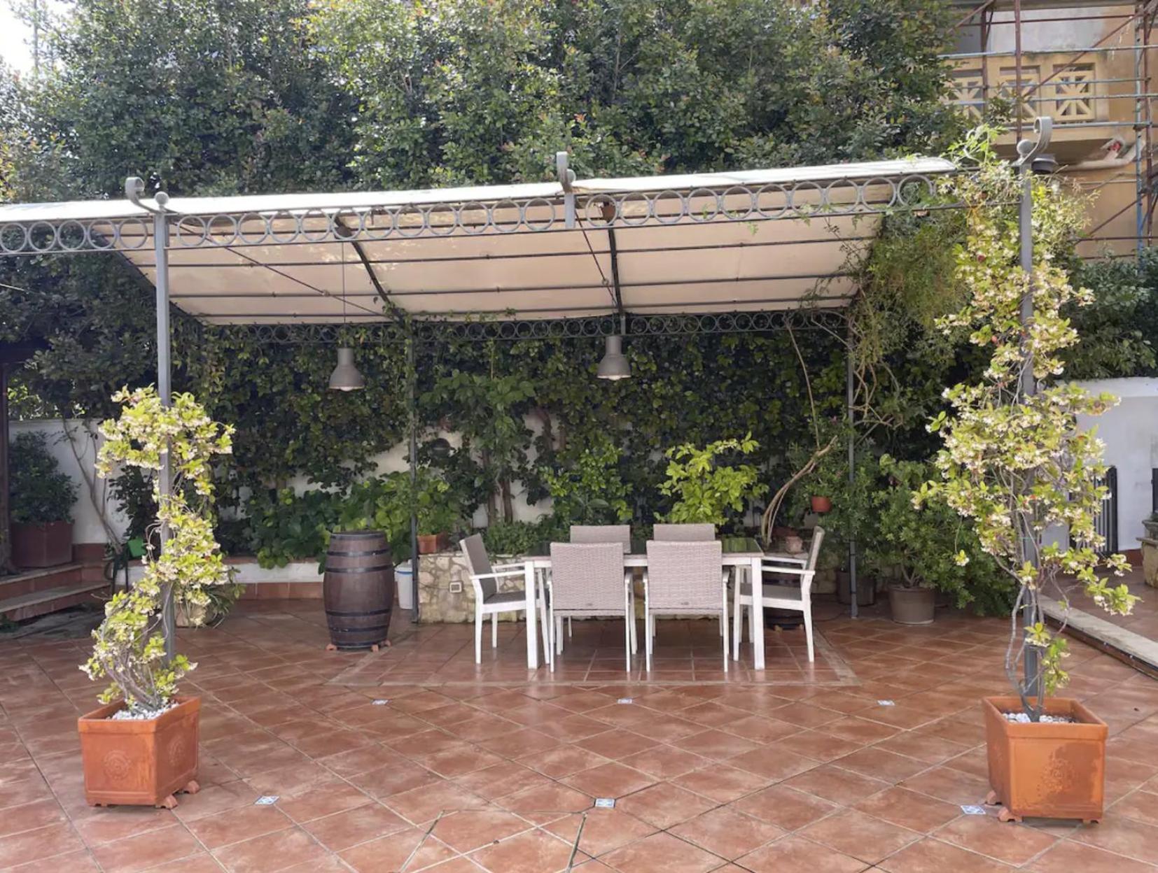 Apartment Delle Magnolie Quite Place Next To The Sea Palermo