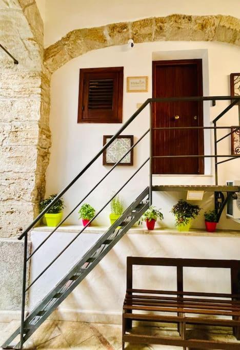 Biscottari's Apartment