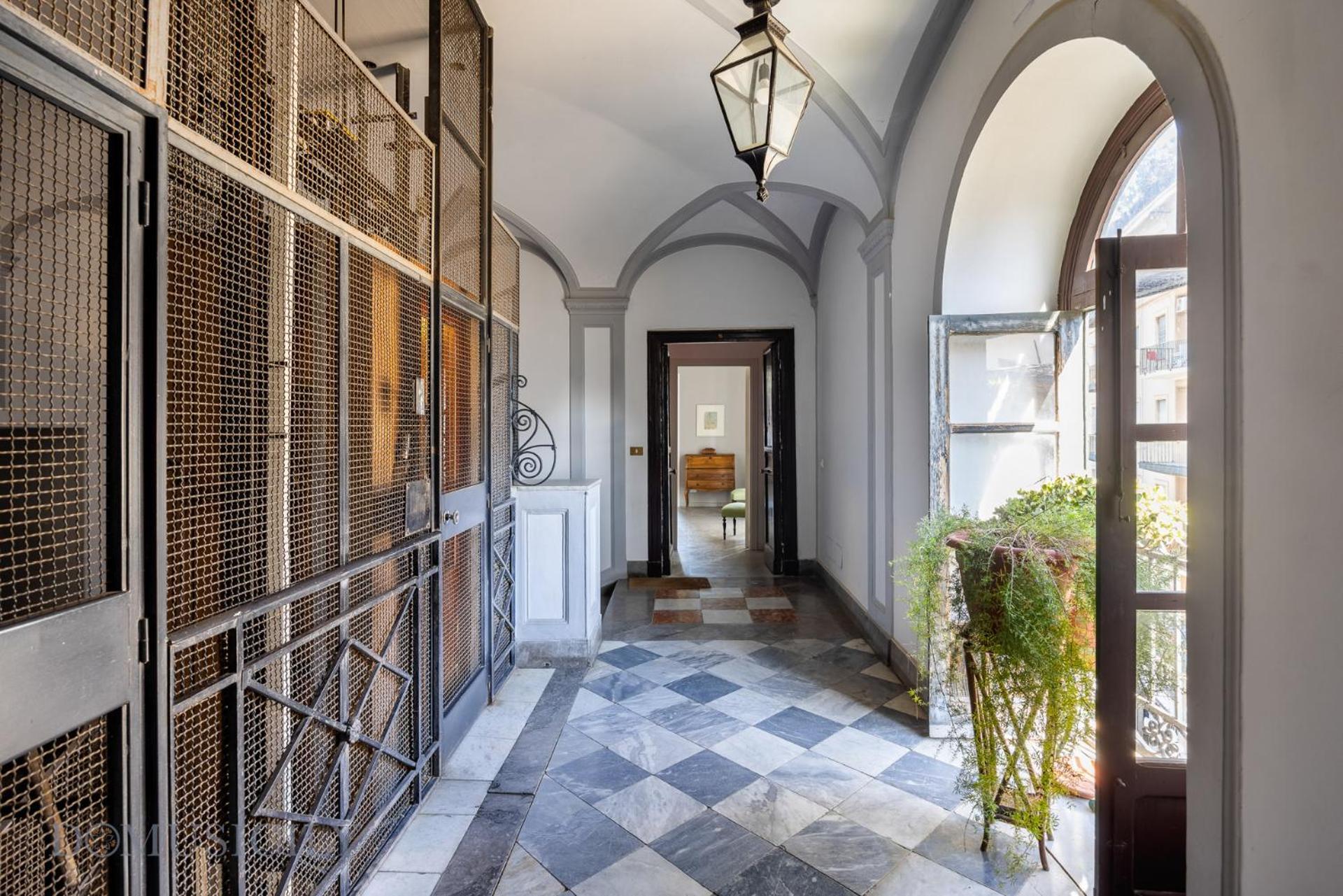 Apartment Palazzo Fatta By Domusicily