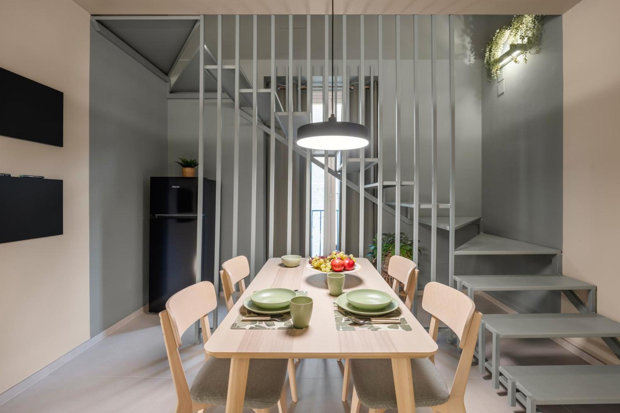 Cathedral Room&loft