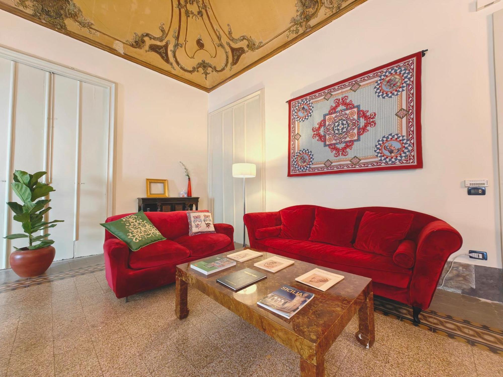 Apartment Centro Storico-marina Free Parking, Wifi,netflix
