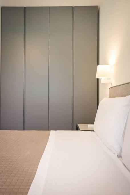 Apartment Luxury Jacuzzi Atena *