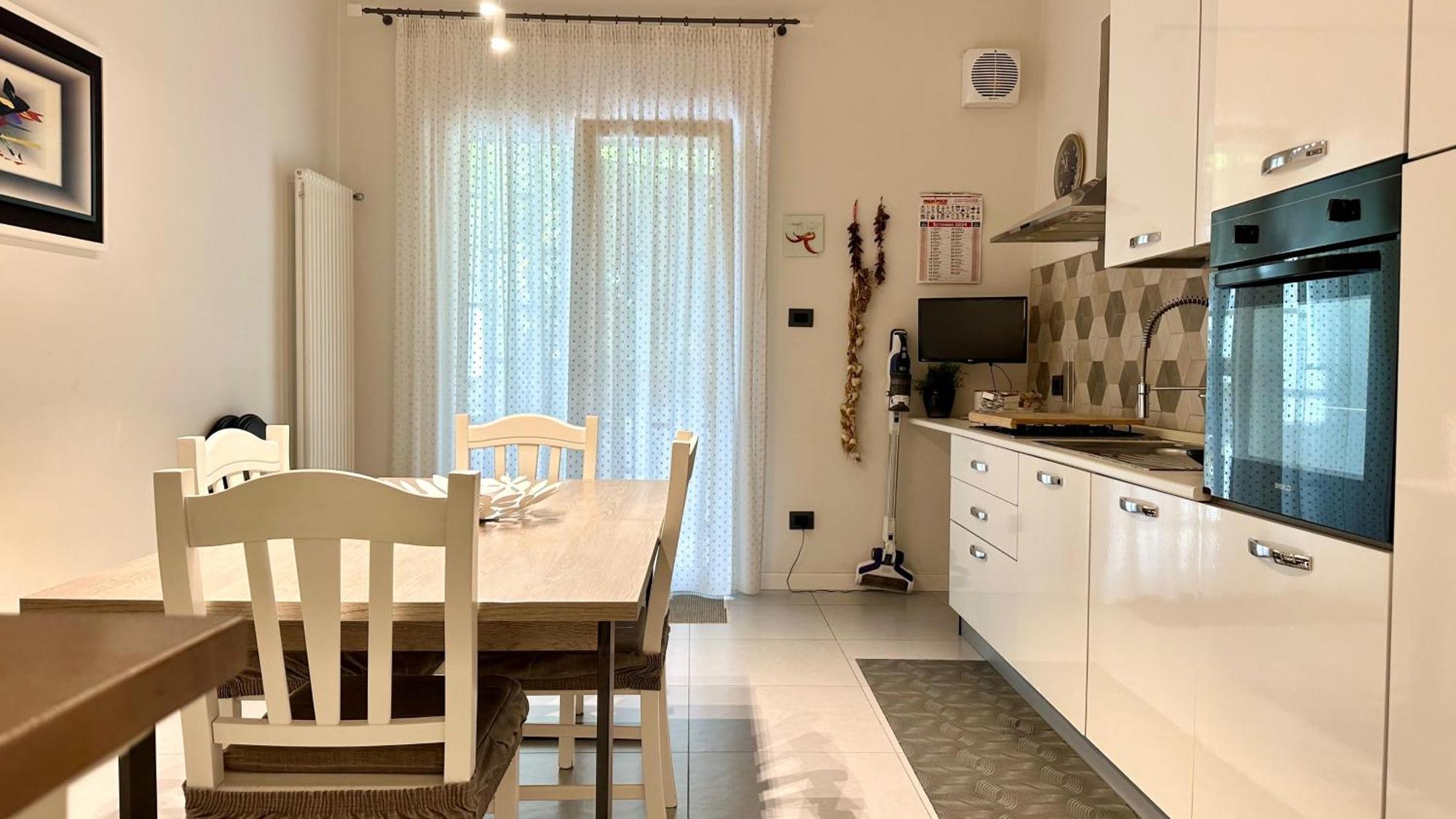 Apartment Giardino Lussemburgo, Elegante E Confortevole Tra Mondello E Il Centro Storico Di
