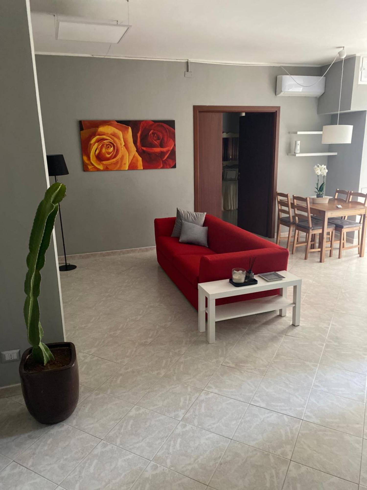 Giuse Apartment