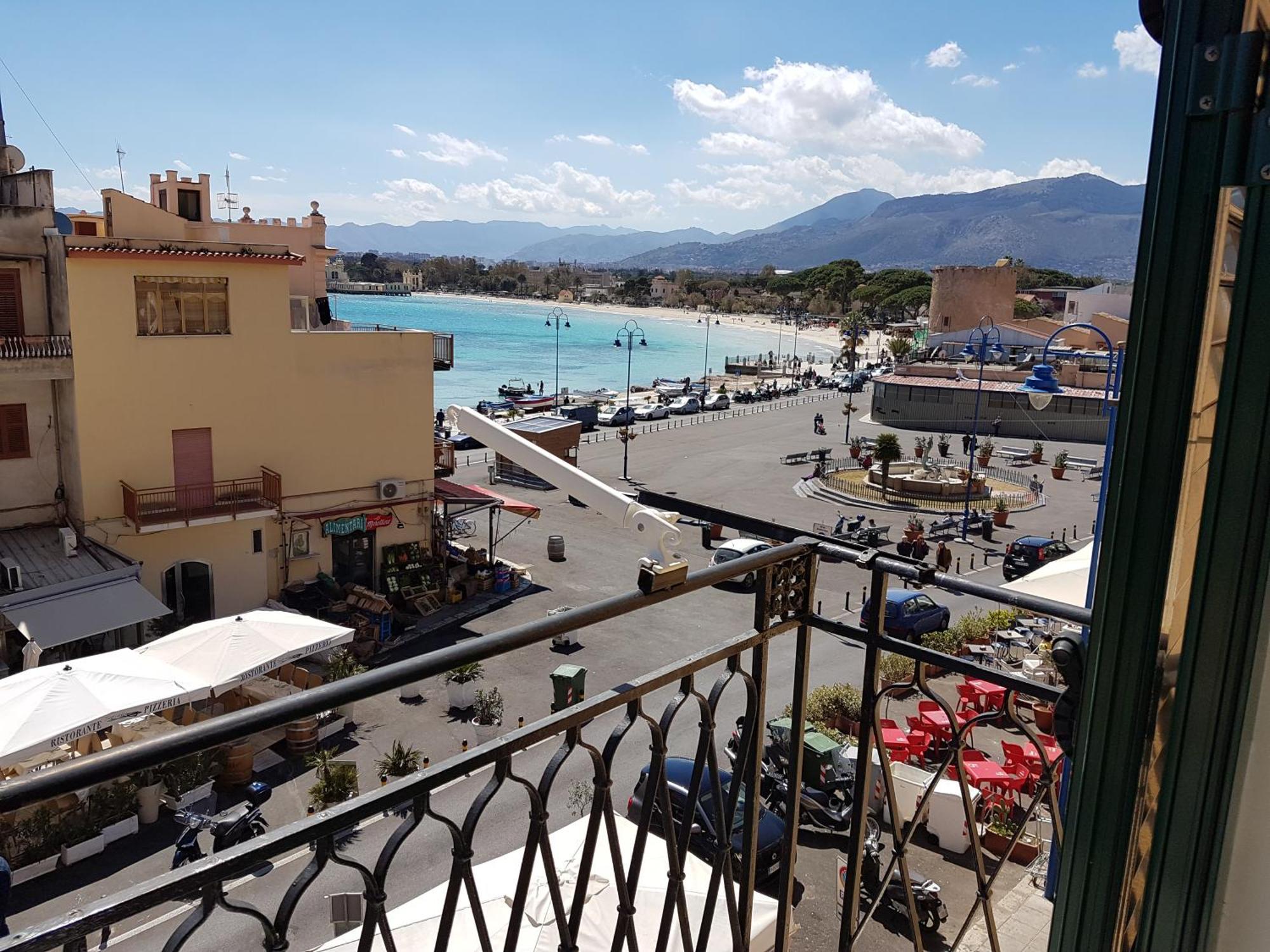 Apartment Mediterraneo Mondello