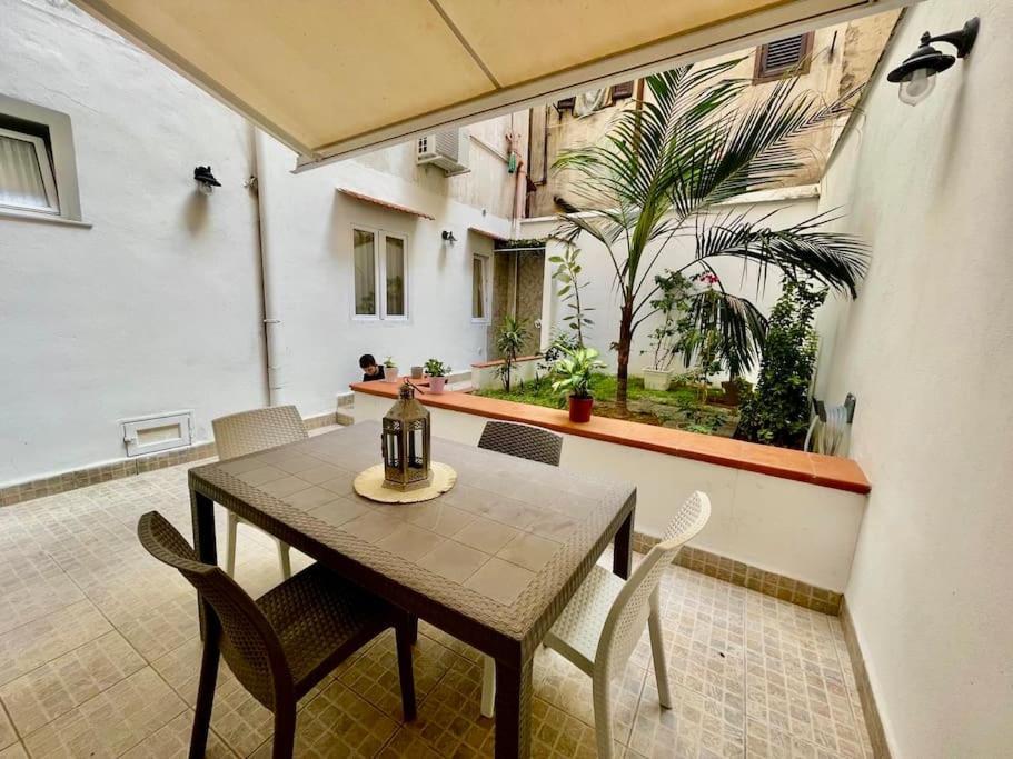 Casa Meravigghia Terrazzo ,giardino E Jacuzzi Palermo