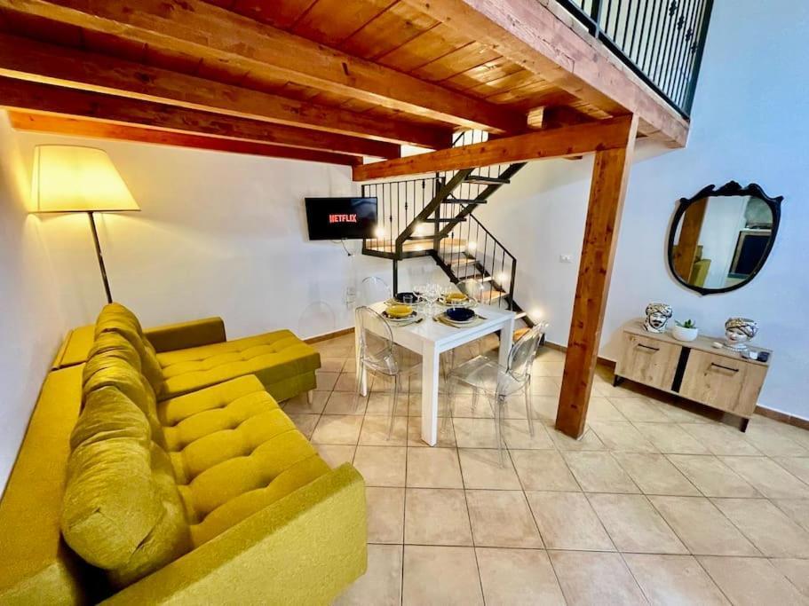 Casa Meravigghia Terrazzo ,giardino E Jacuzzi Apartment *