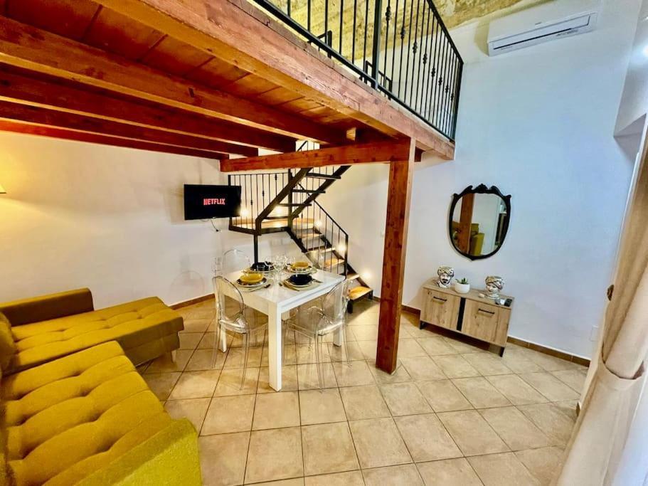 Apartment Casa Meravigghia Terrazzo ,giardino E Jacuzzi *