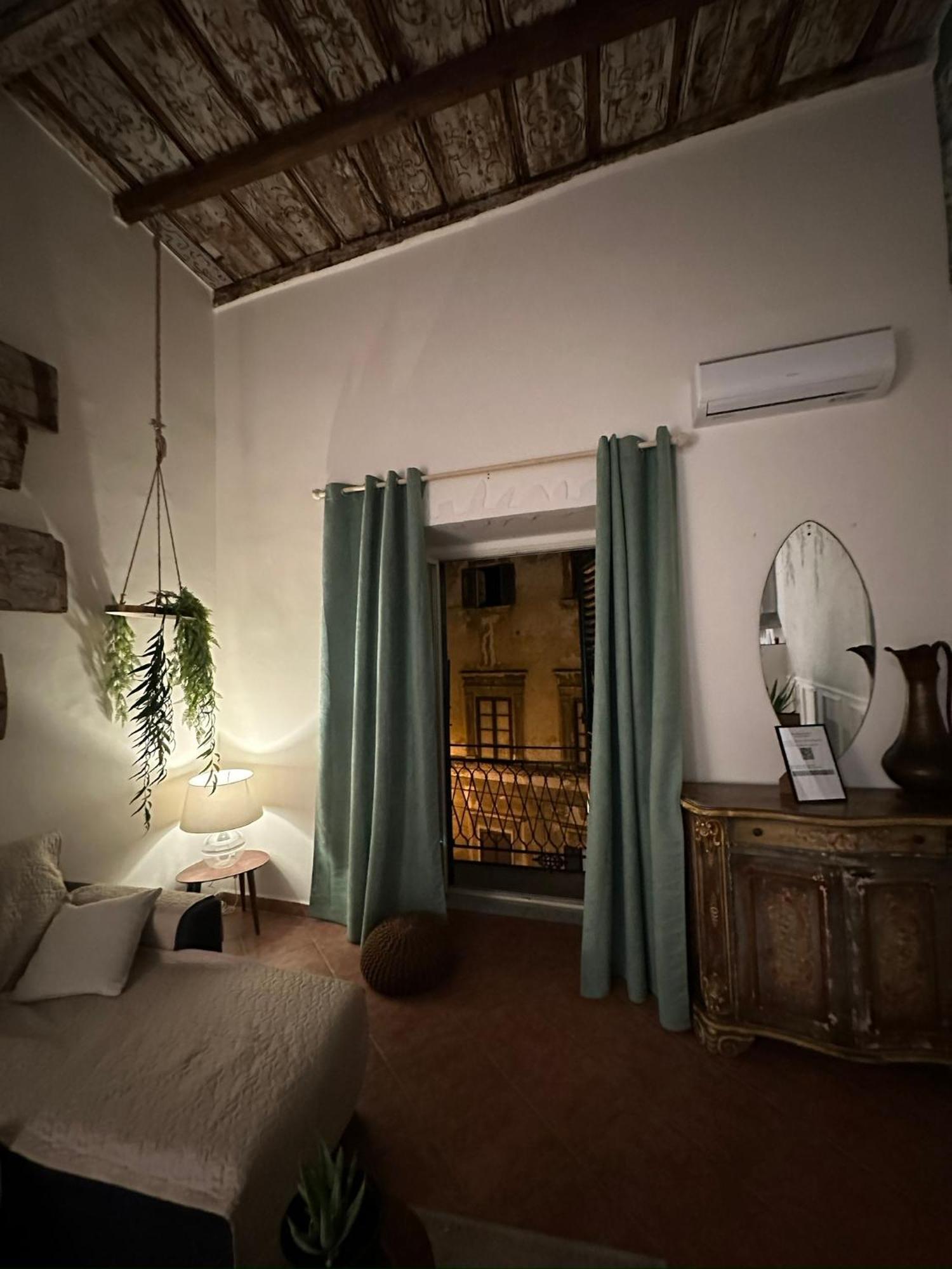 Appartamento Donna Isabella A Ballaro Palermo