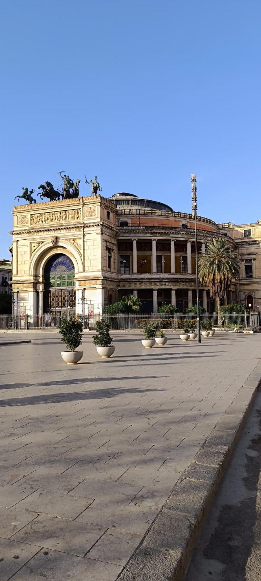 Politeama Centre
