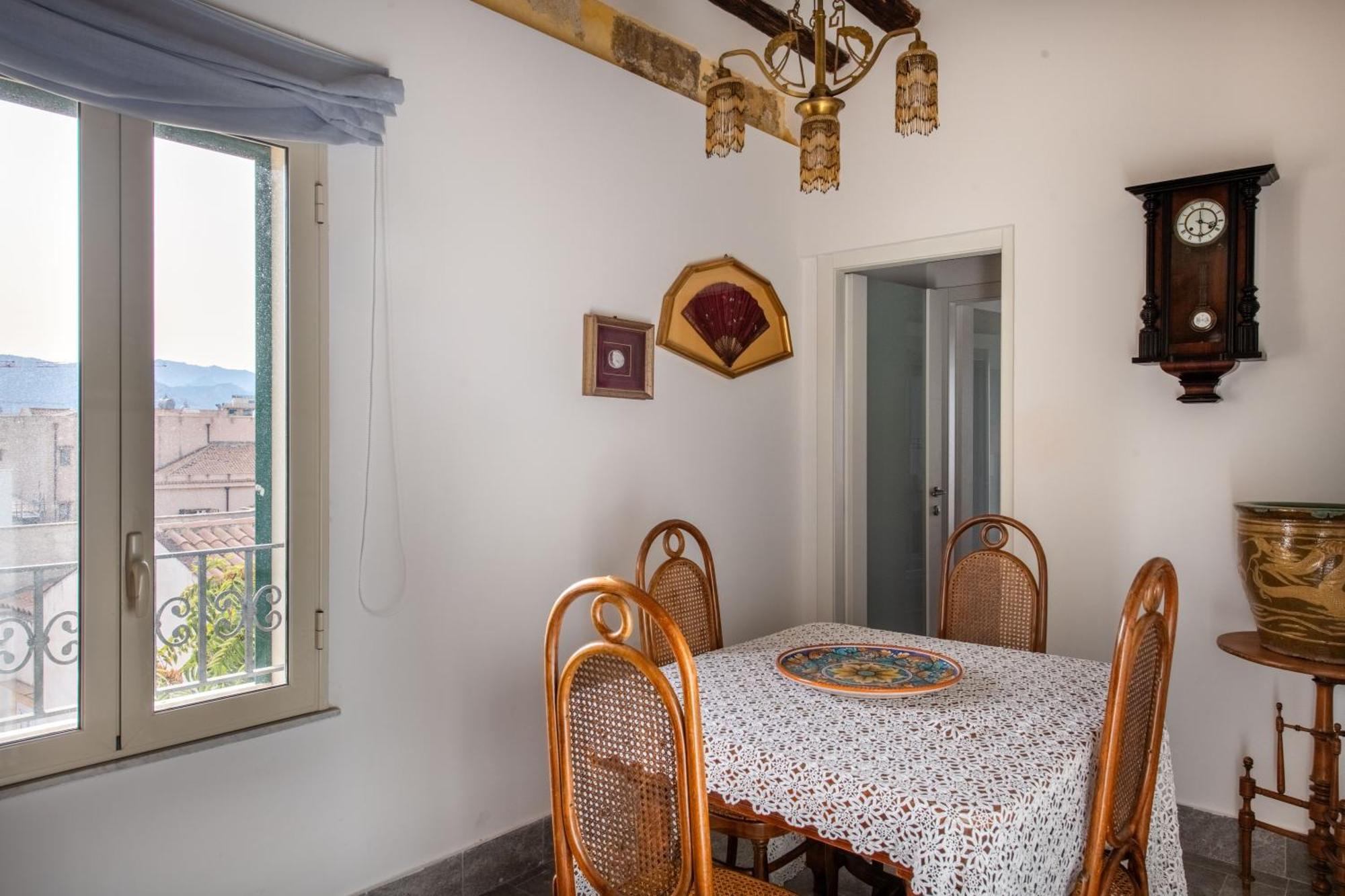 Apartment Alloro House With Terrace By Wonderful Italy *