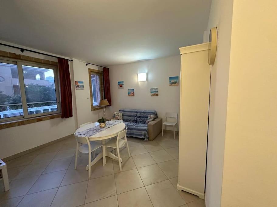Athena Mondello Apartment
