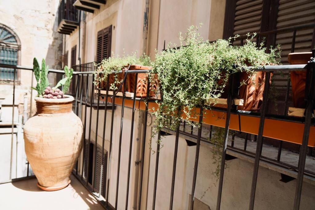Exquiste With Outdoor Spaces Palermo