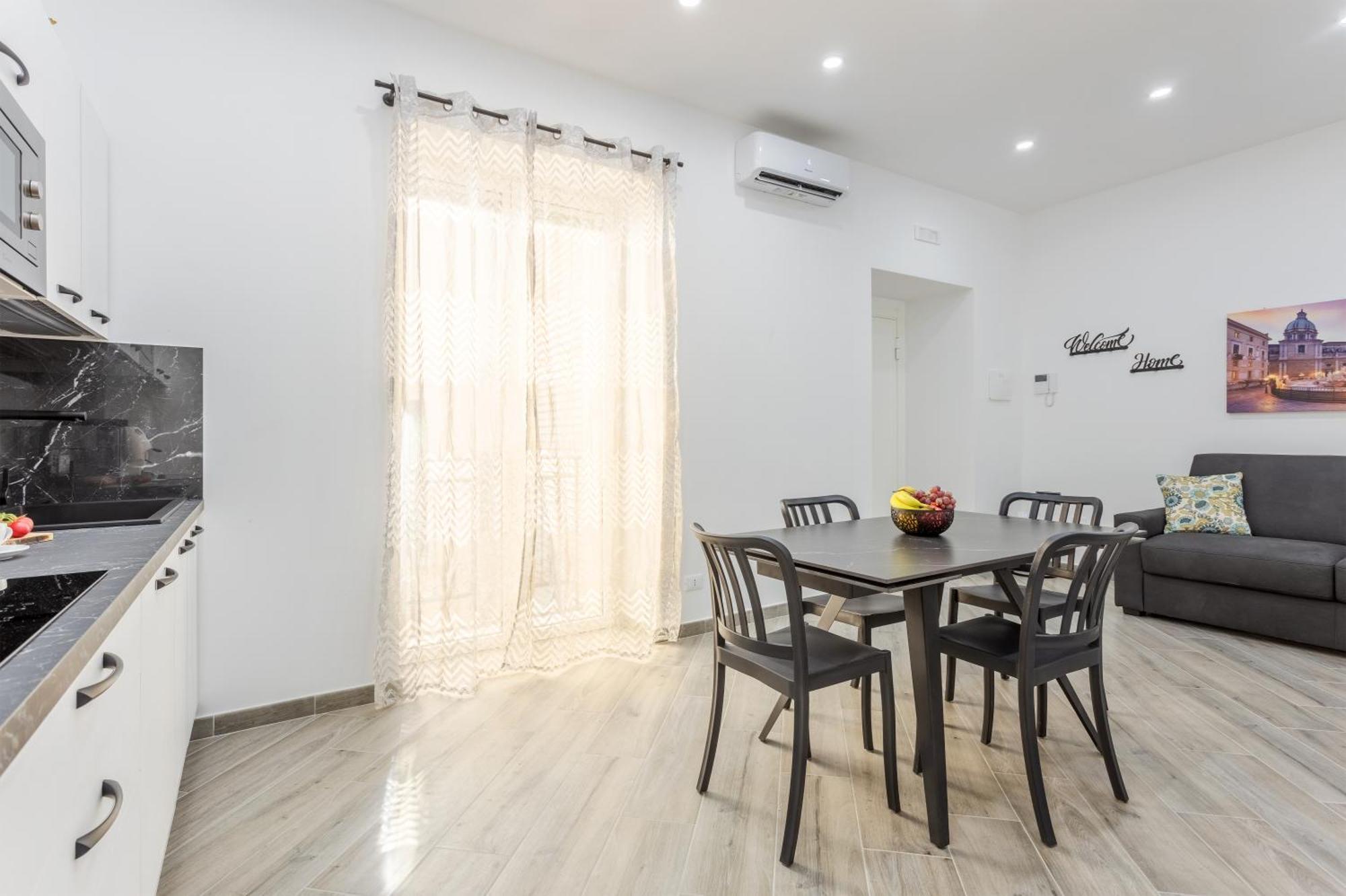 Erasmo Luxury Vista Mare Apartment *