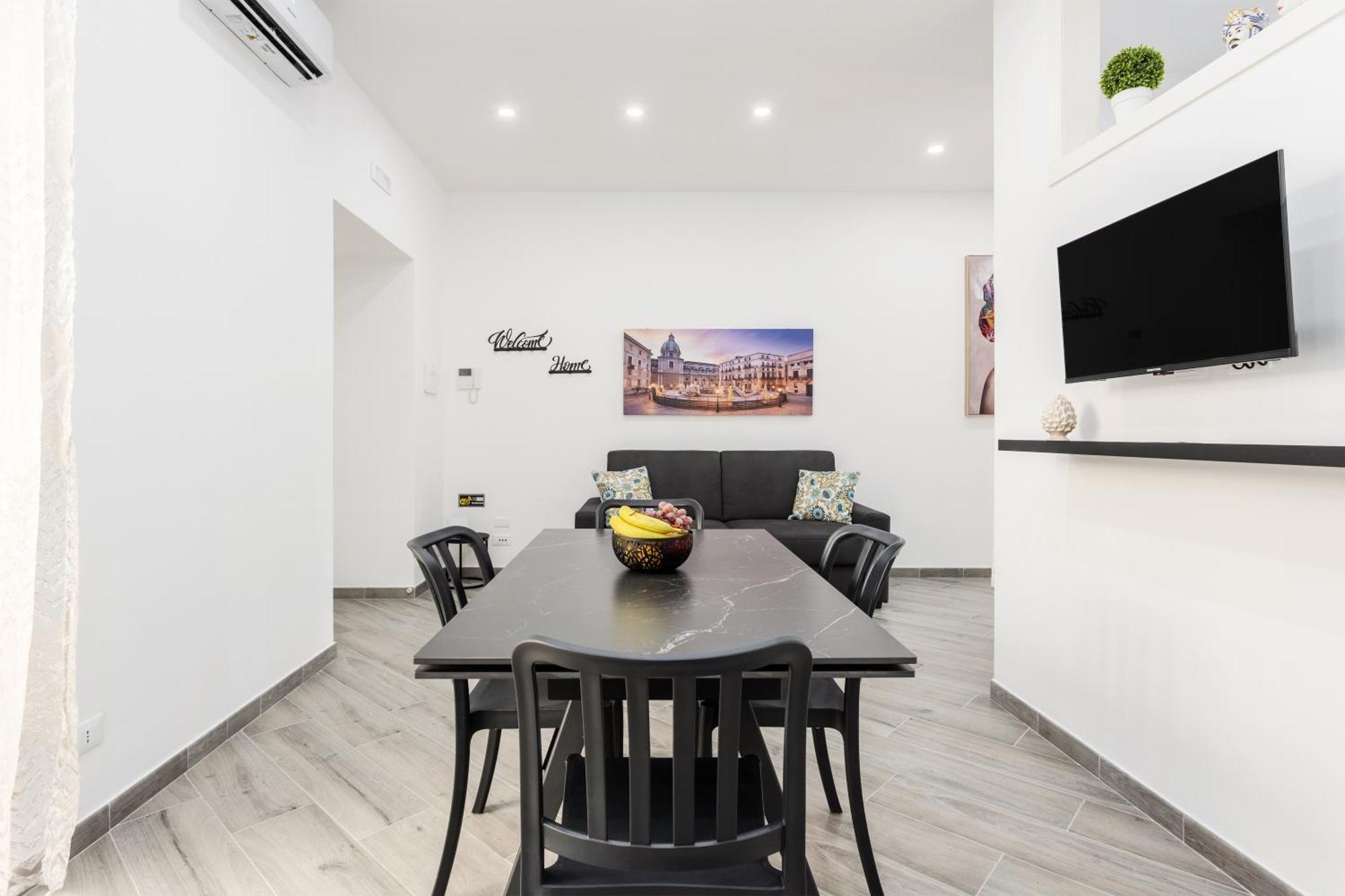Erasmo Luxury Vista Mare Apartment