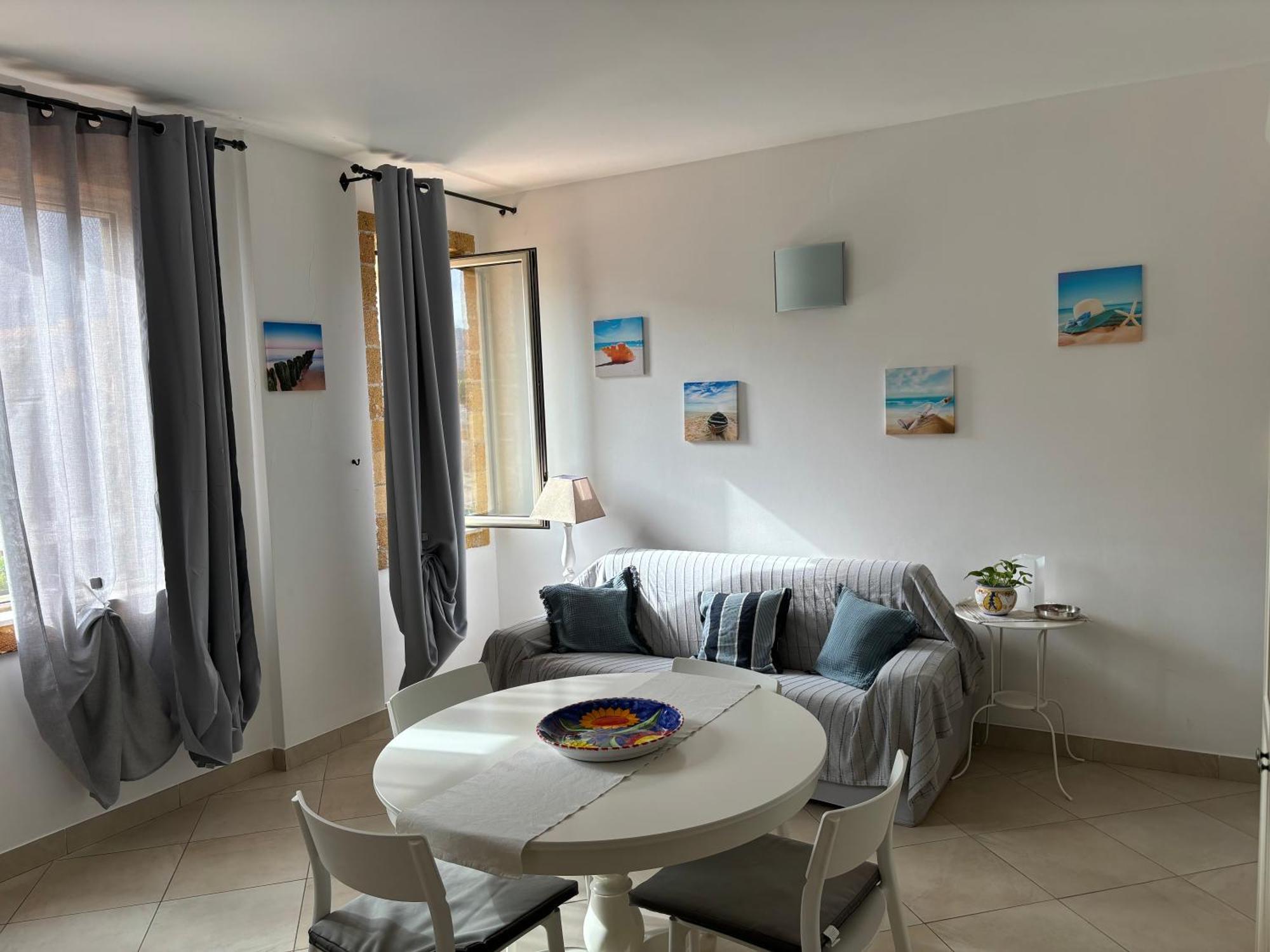 Athena Mondello Apartment