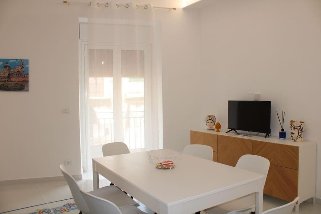 Dimora Dei Cartari Apartment