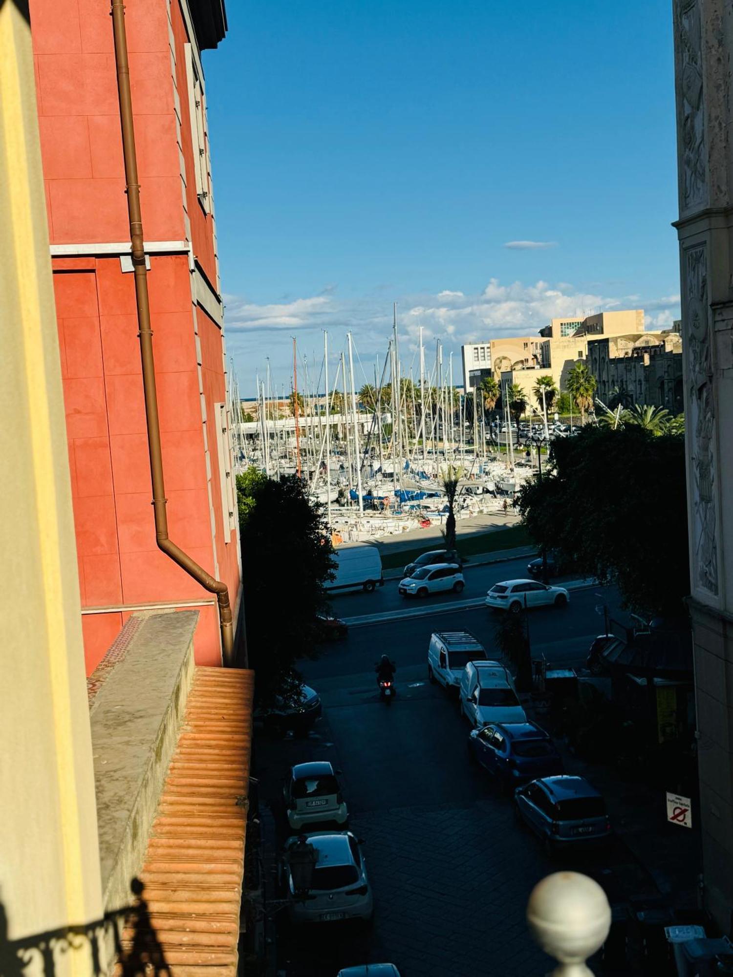 La Finestra Sulla Cala Palermo