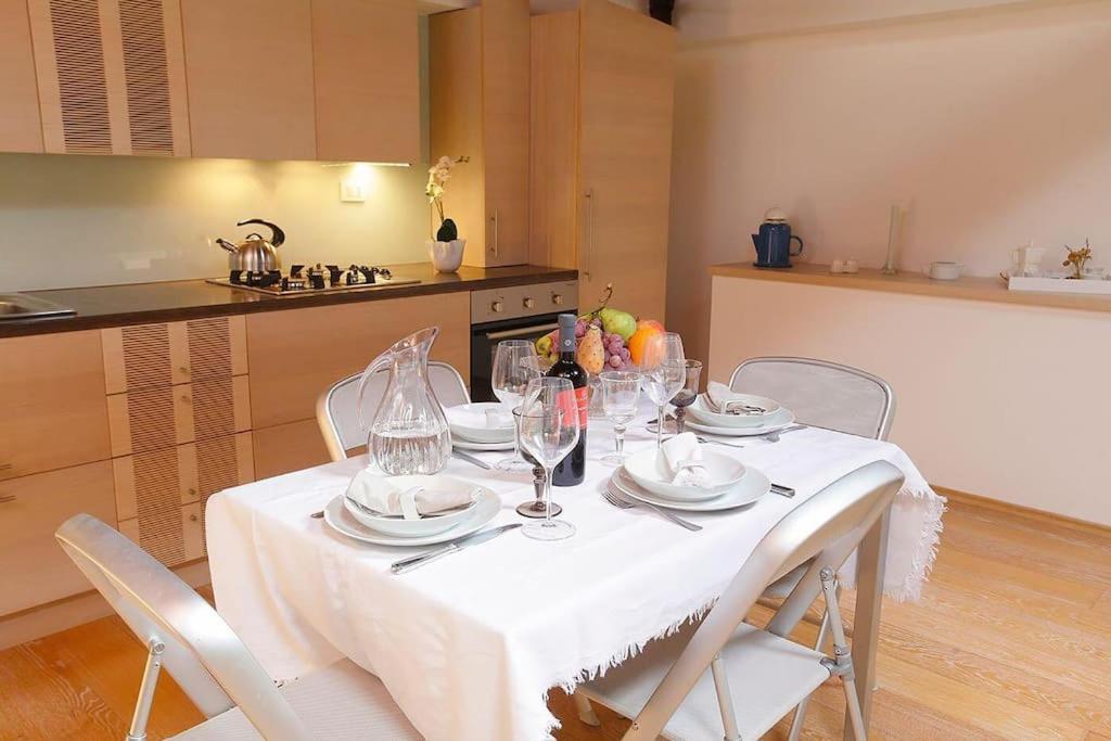 Politeama Lucy Loft Apartment
