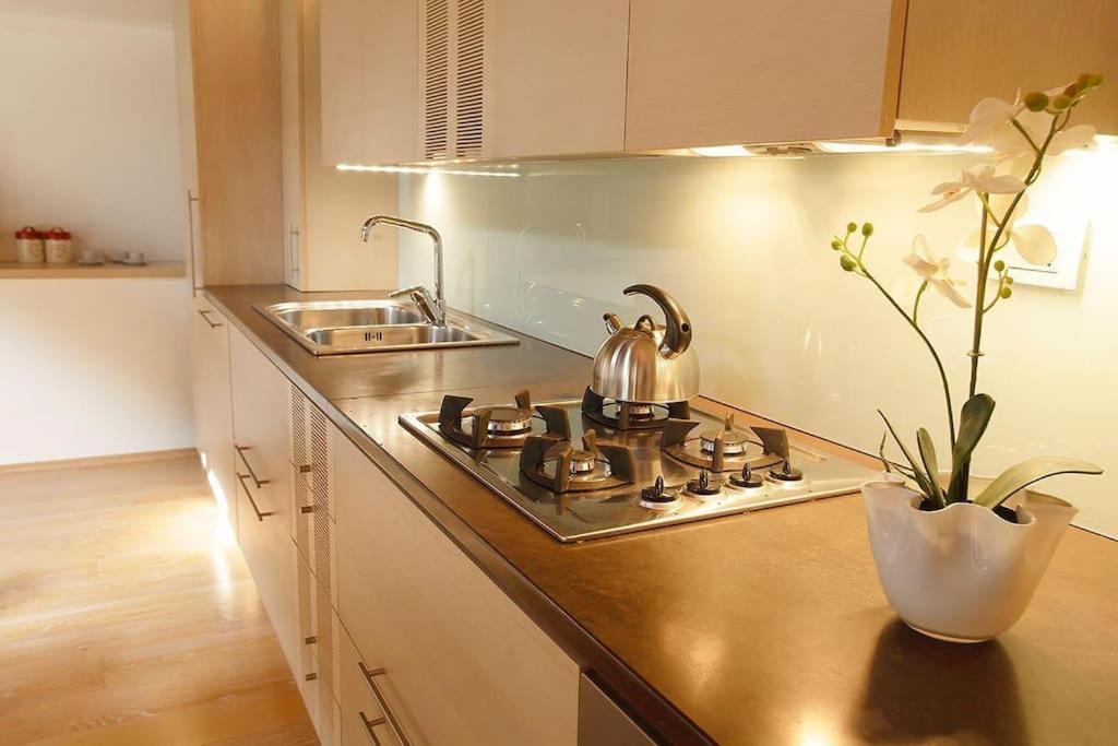 Politeama Lucy Loft Apartment
