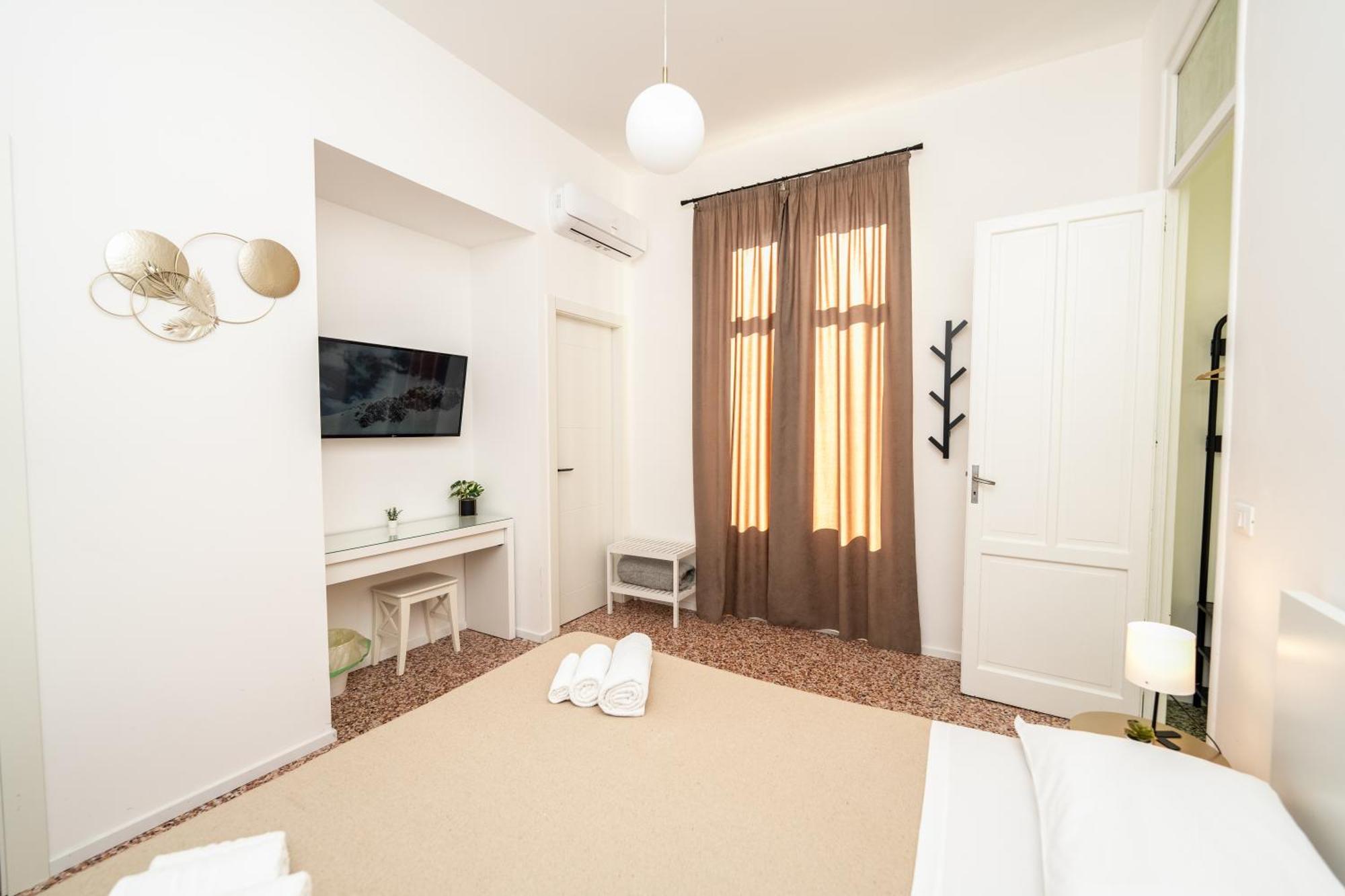 Valguarnera Guest house *