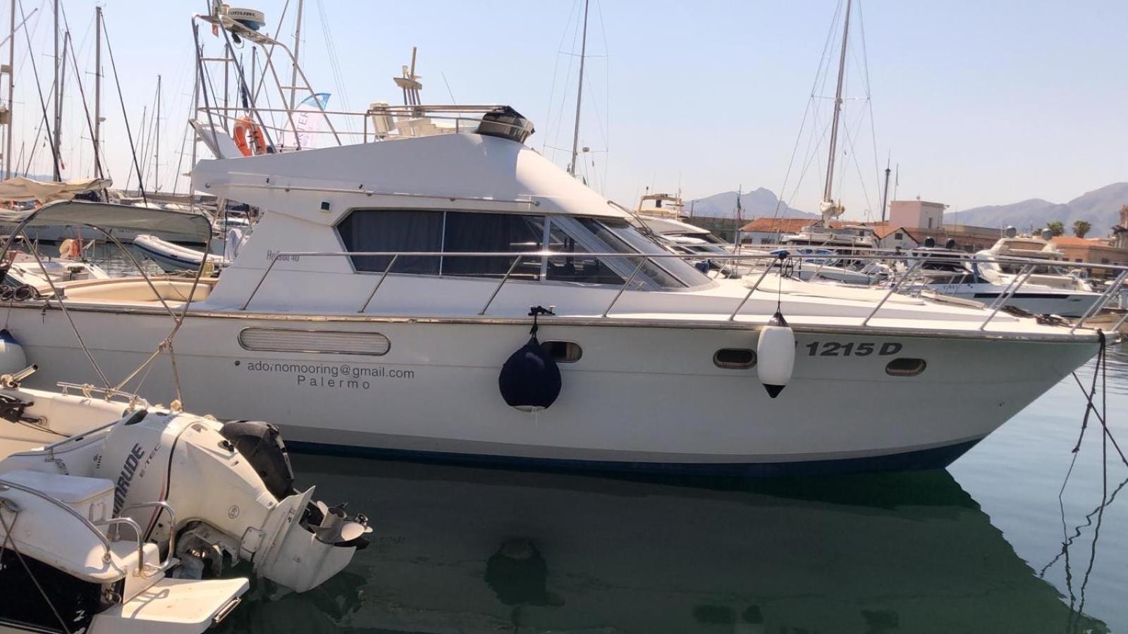 Pm Molo Trapezoidale Botel *