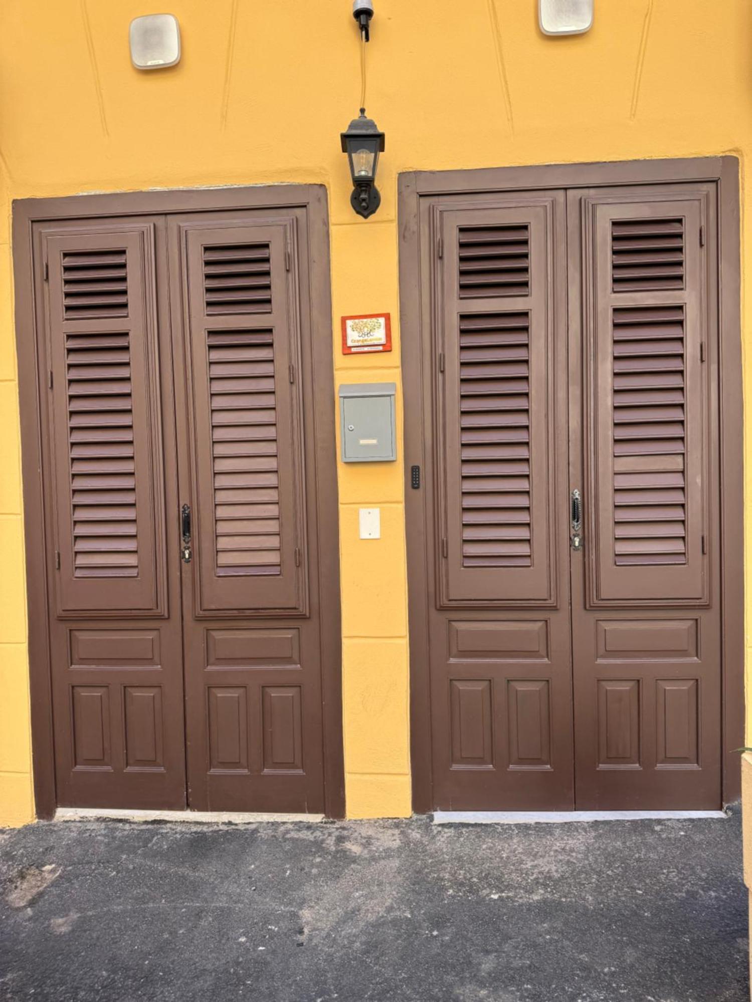 Orange Lemon Center