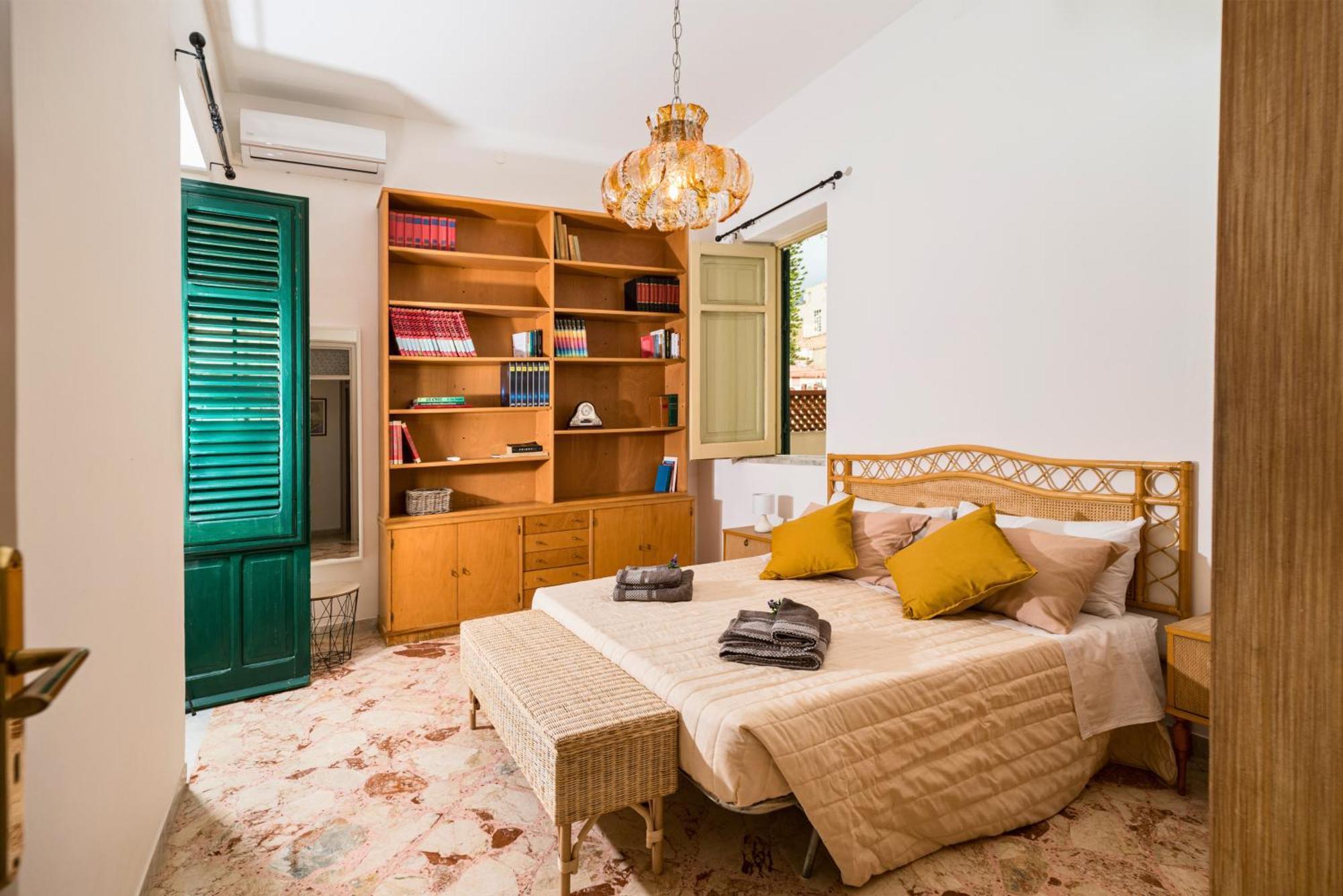 - - Sferracavallo Sul Mare Apartment Palermo