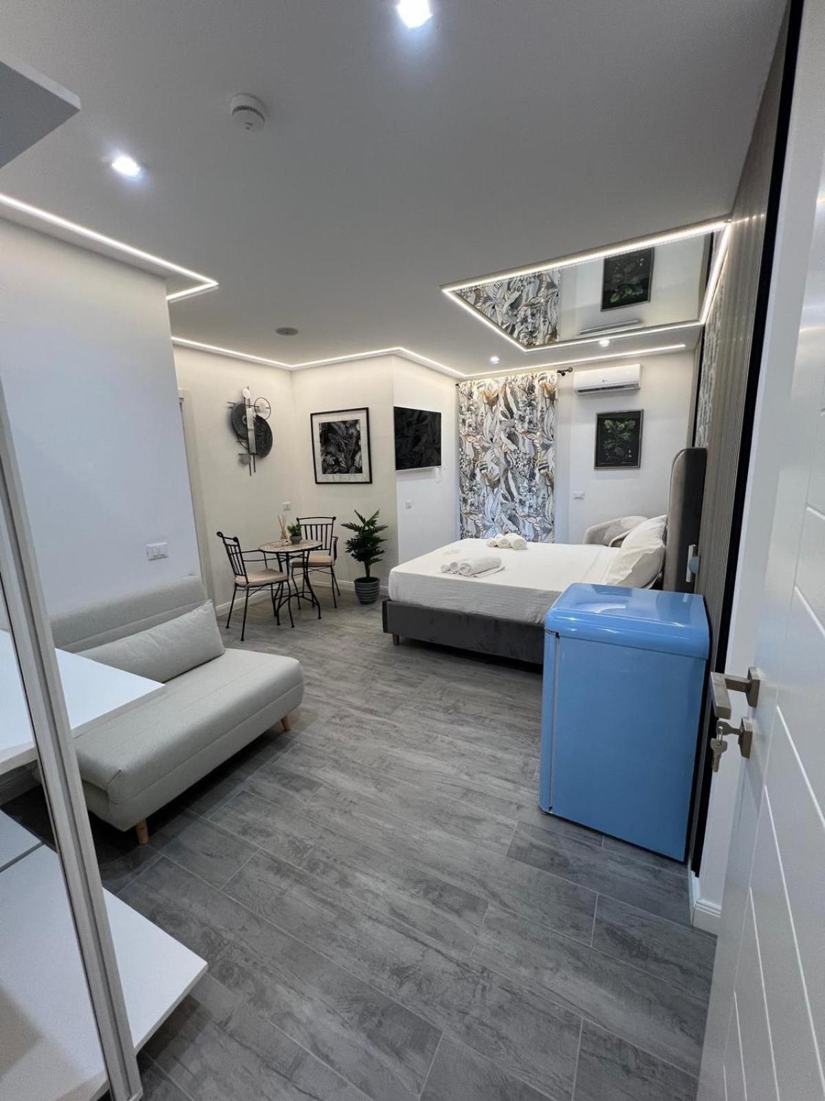Luxury Centro Storico Apartment *