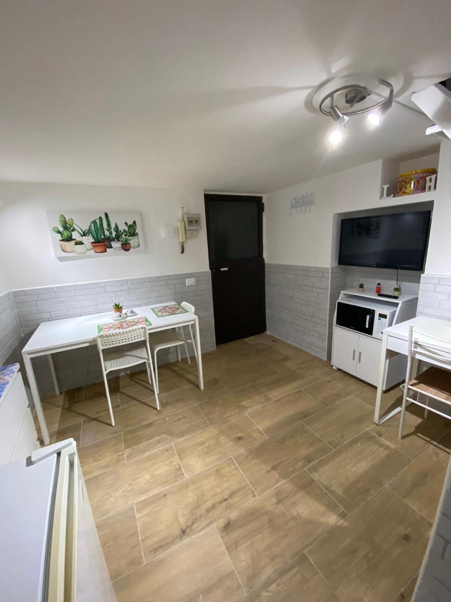 Apartment Little House