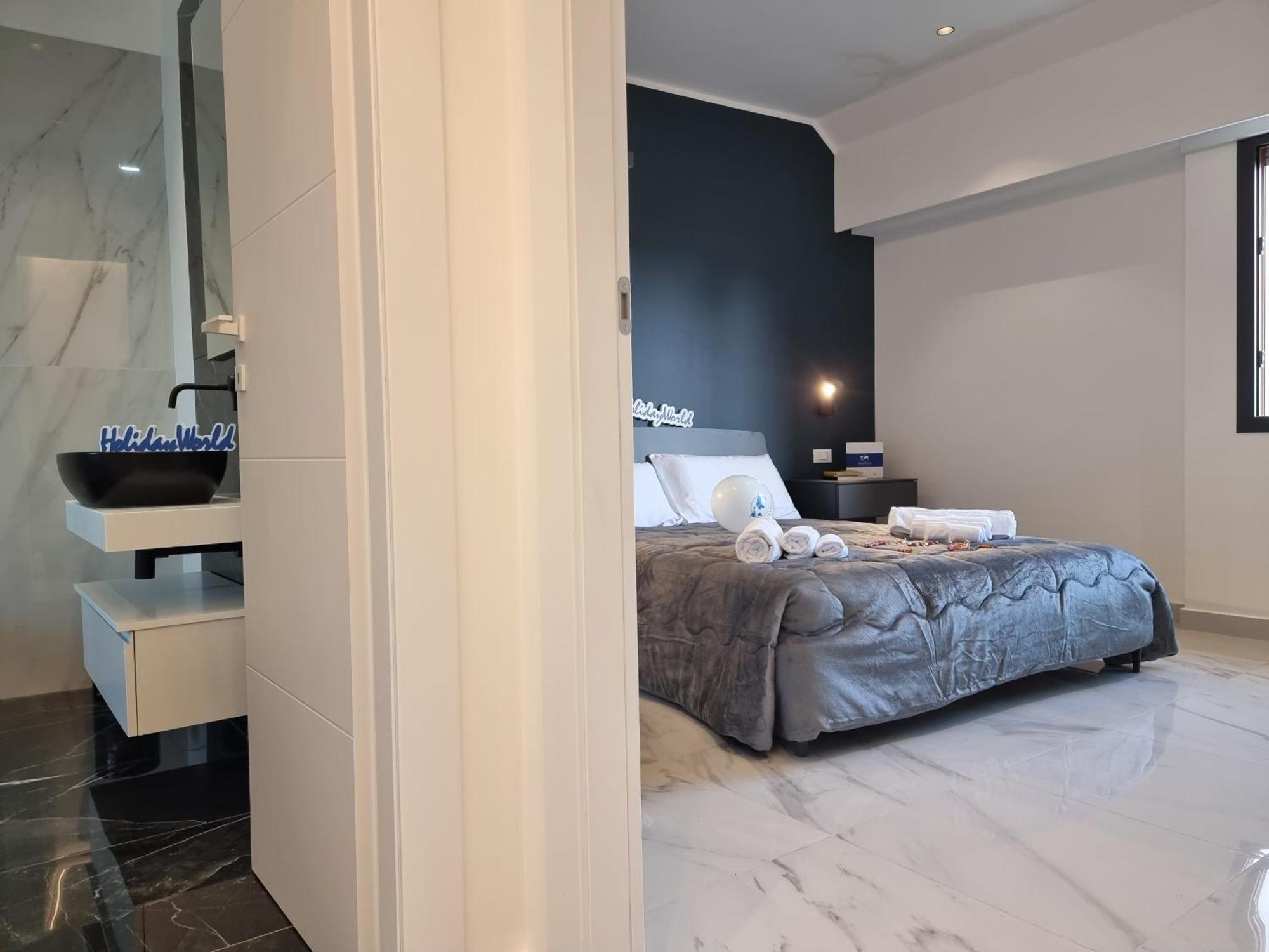 Maxela Penthouse By World *