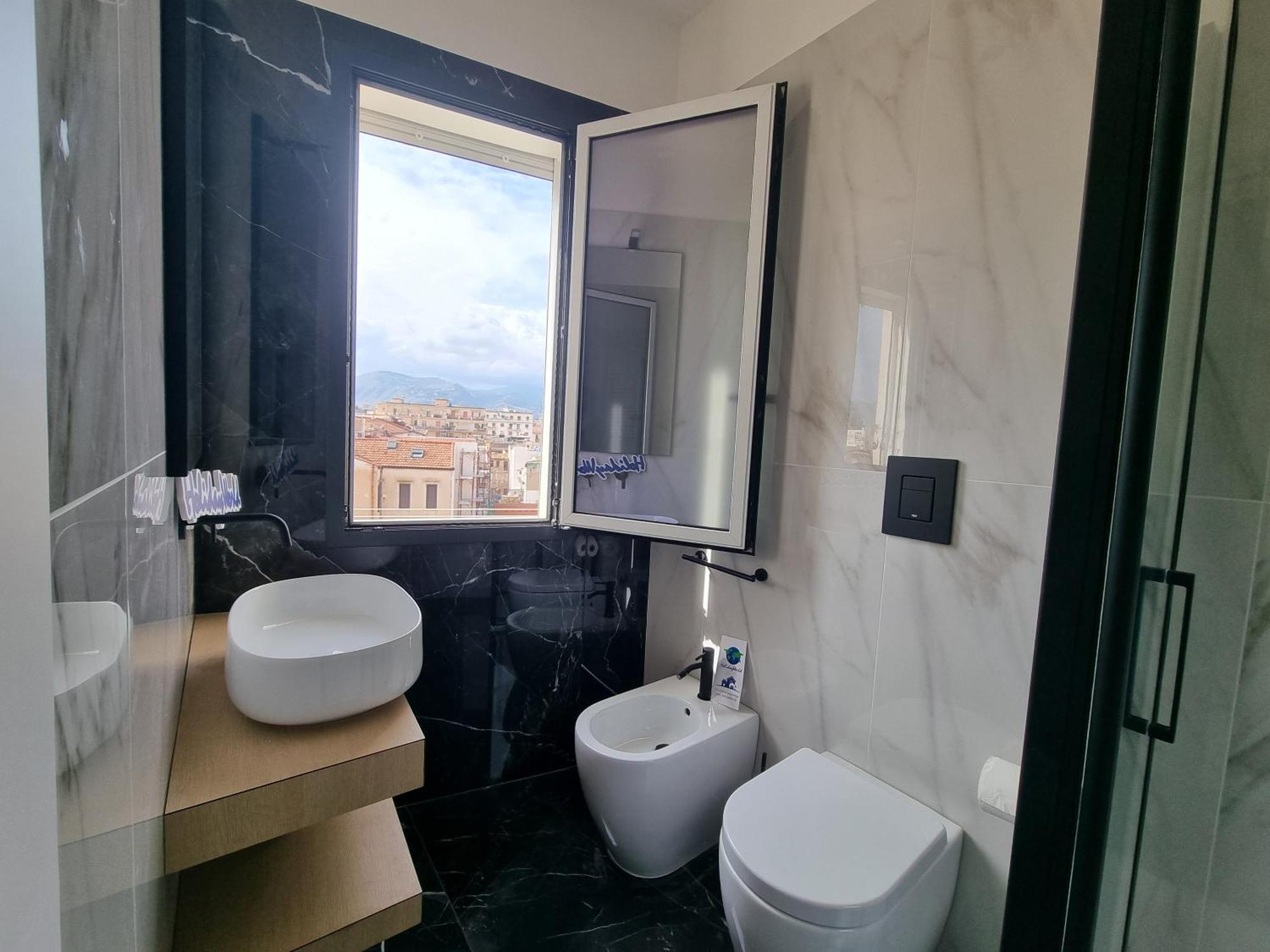 Maxela Penthouse By World