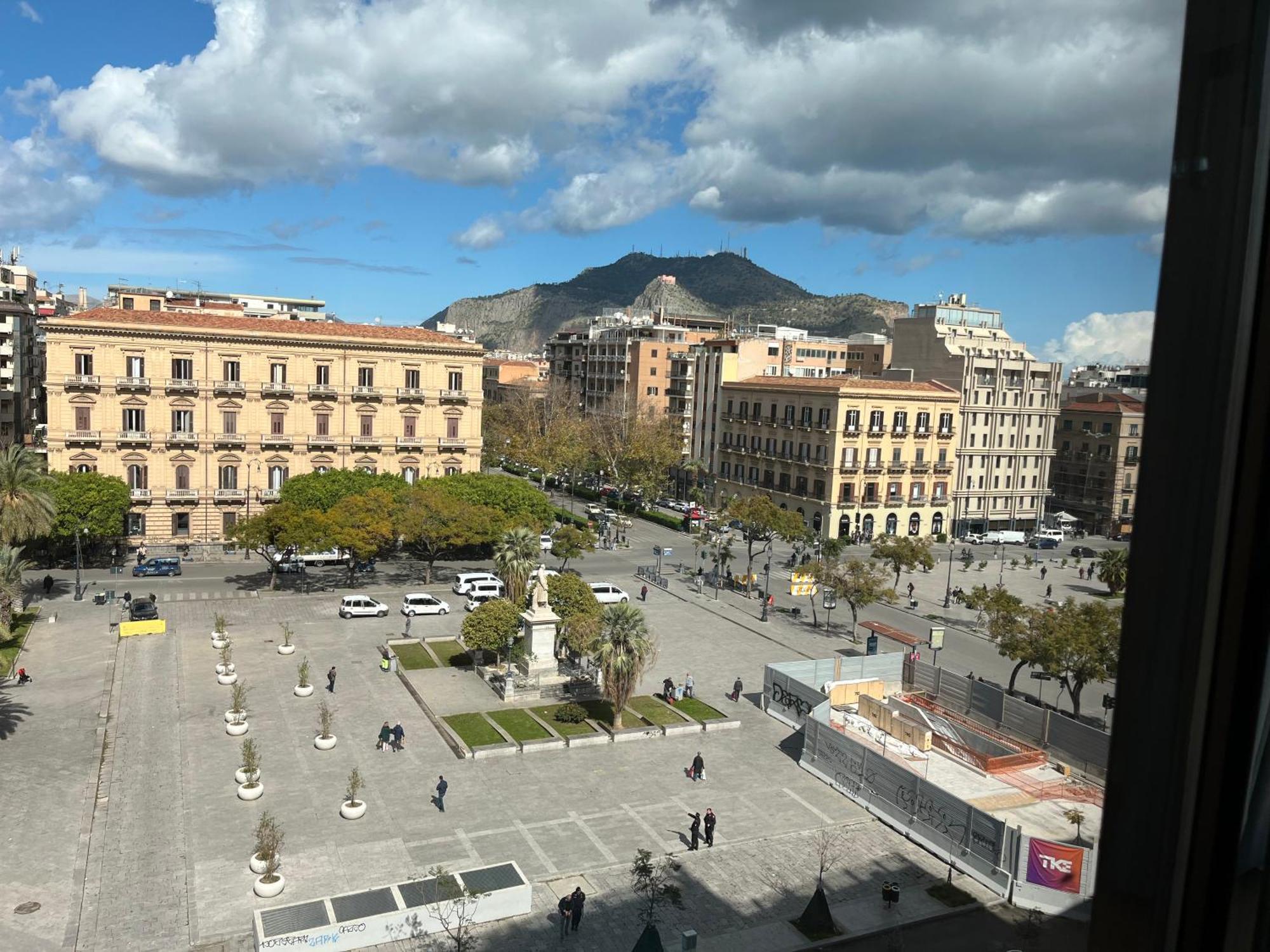 Apartment Politeama View *