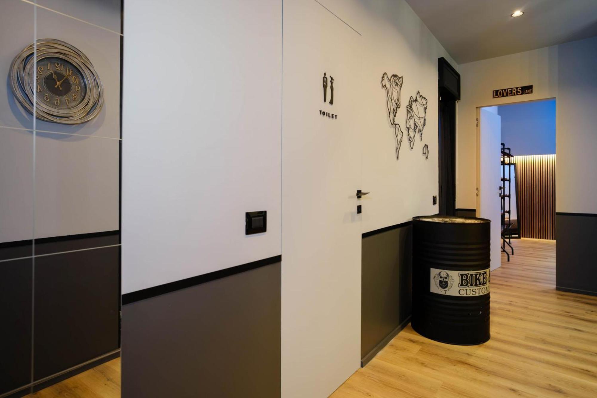 Lm Industrial & Apartment