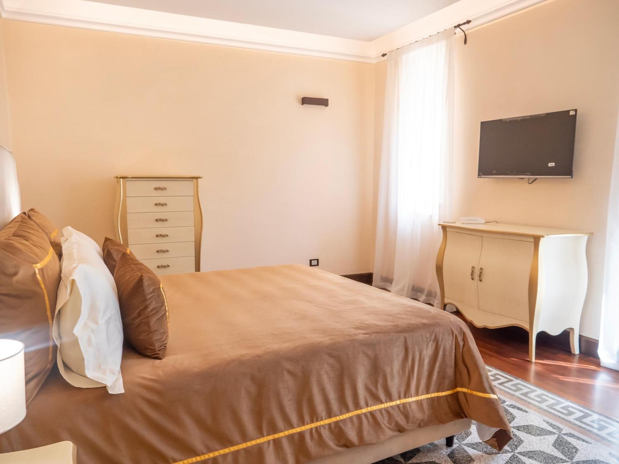 Hotel Alliata Di Pietratagliata 5*