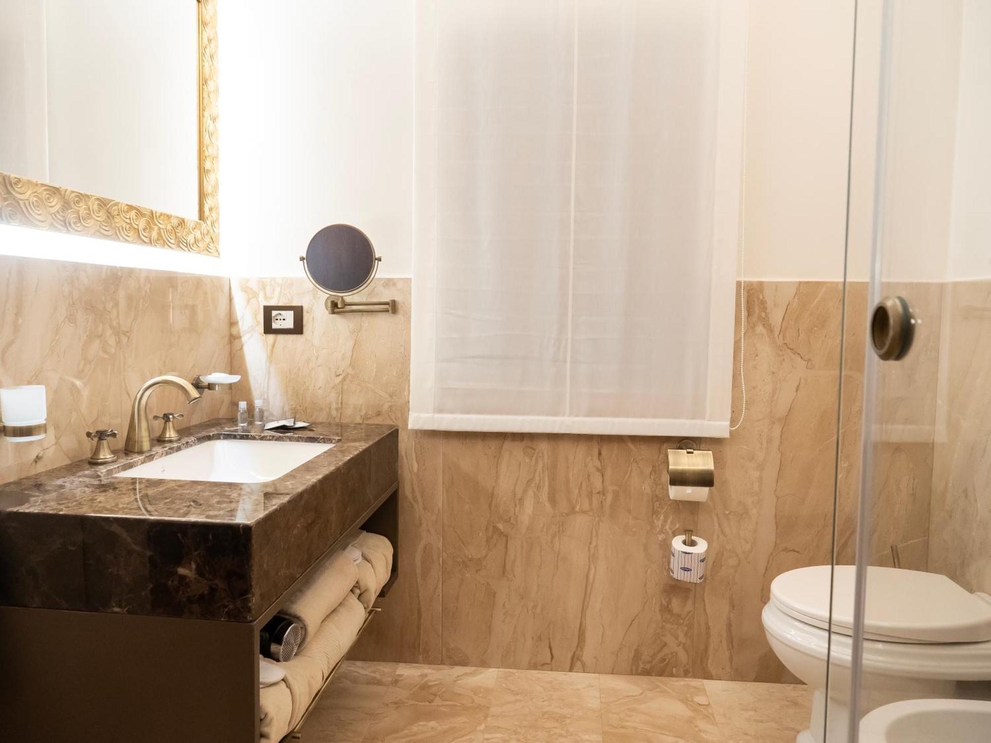 Hotel Alliata Di Pietratagliata Palermo