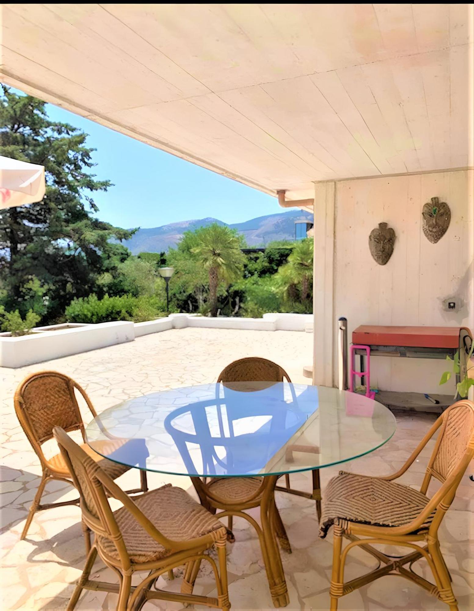 Casa Giulu- *