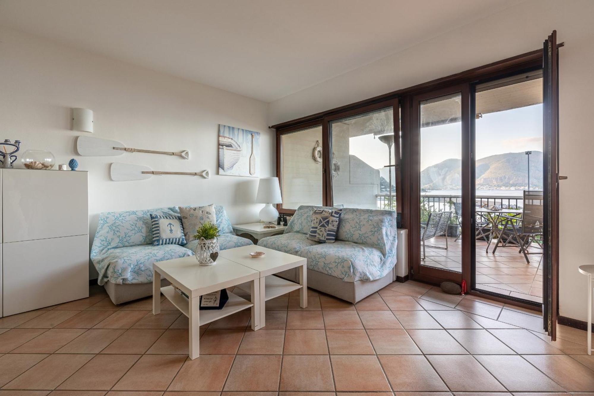Casa Azzurra Vista Mare All'addaura By Wonderful Italy *